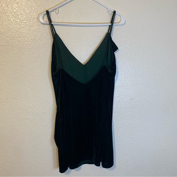 Lovers + Friends Ella Green Velvet Ruffle Mini Dress Size Medium - Picture 12 of 13